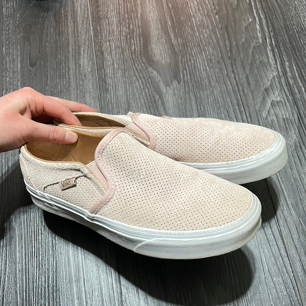Pink vans!